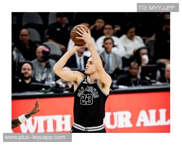 瓦塞尔强势挡拆助攻文班三步后仰跳投决胜最后一攻